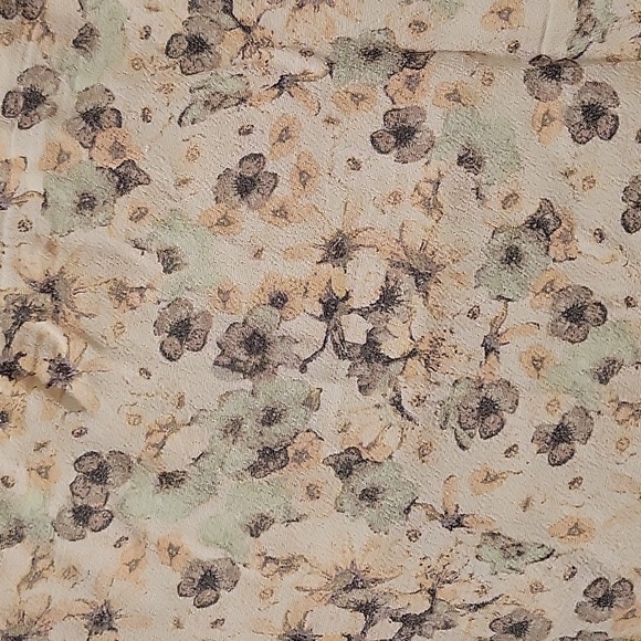 H&M Floral Viscose Midi Skirt | Cream Vintage-Style Print | Size 2 - Picture 2 of 3